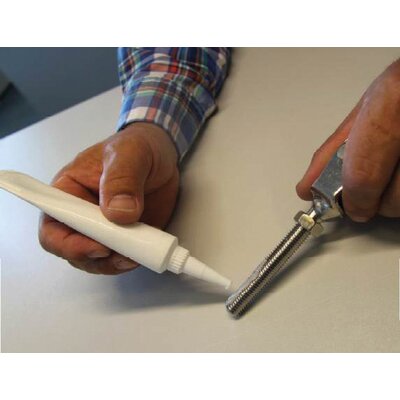 Smøremiddel påføres