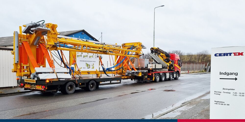 Blade Gripper ankommer til CERTEX Danmark's udlejningsafdeling i Esbjerg | © CERTEX Danmark A/S Blade Gripper ankommer til CERTEX Danmark's udlejningsafdeling i Esbjerg | © CERTEX Danmark A/S